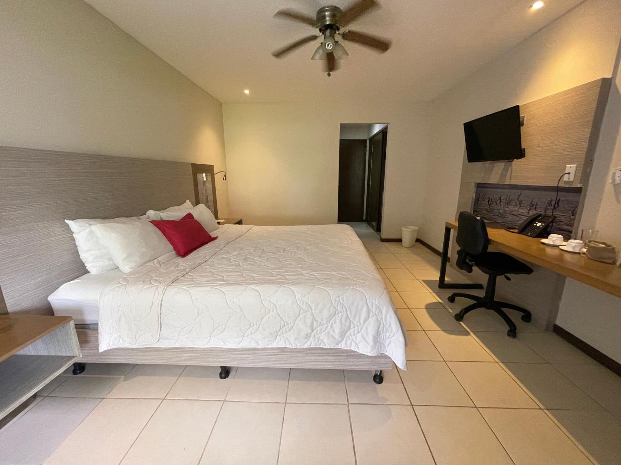 Puerto Azul Hotel Puntarenas Exteriér fotografie