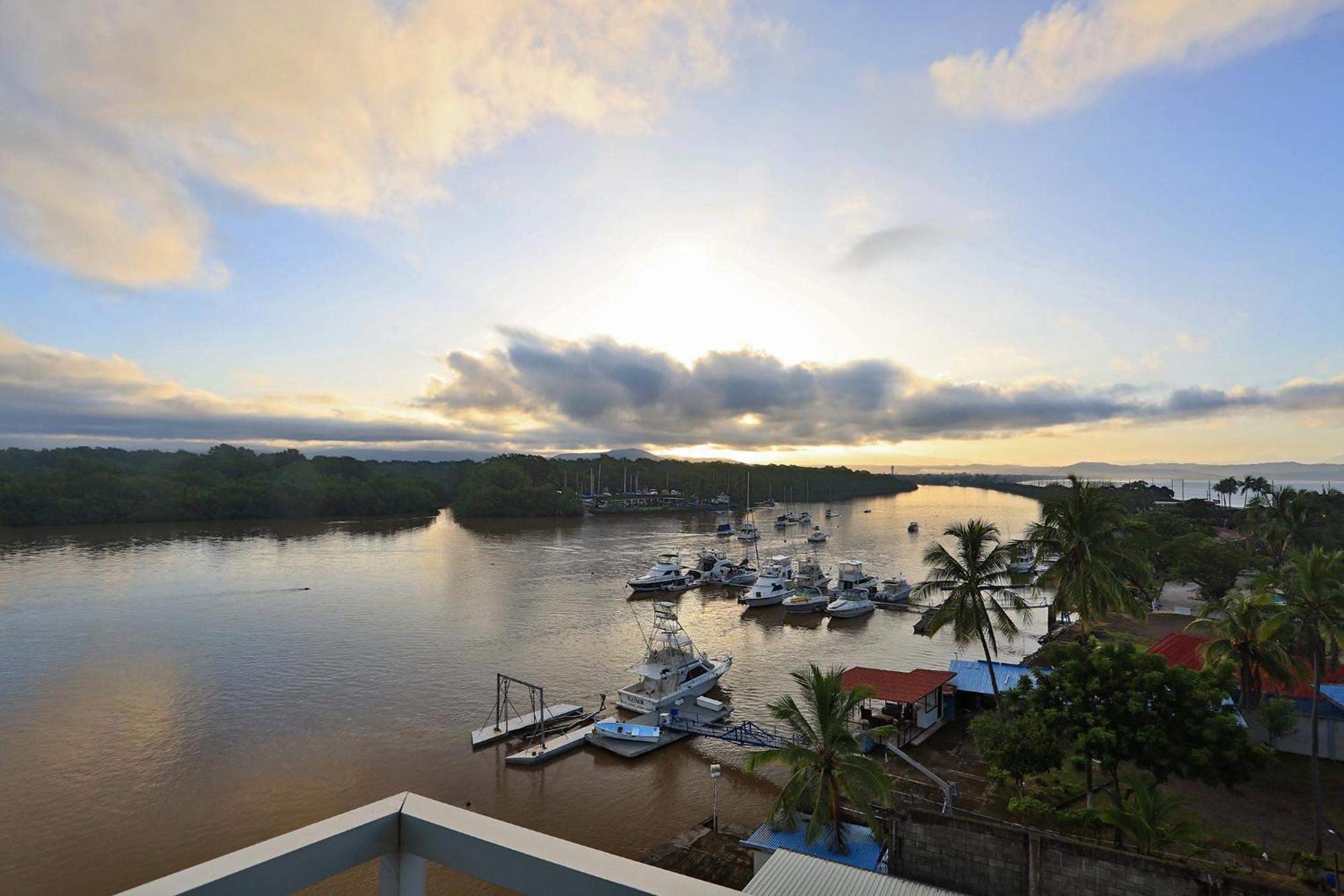 Puerto Azul Hotel Puntarenas Exteriér fotografie